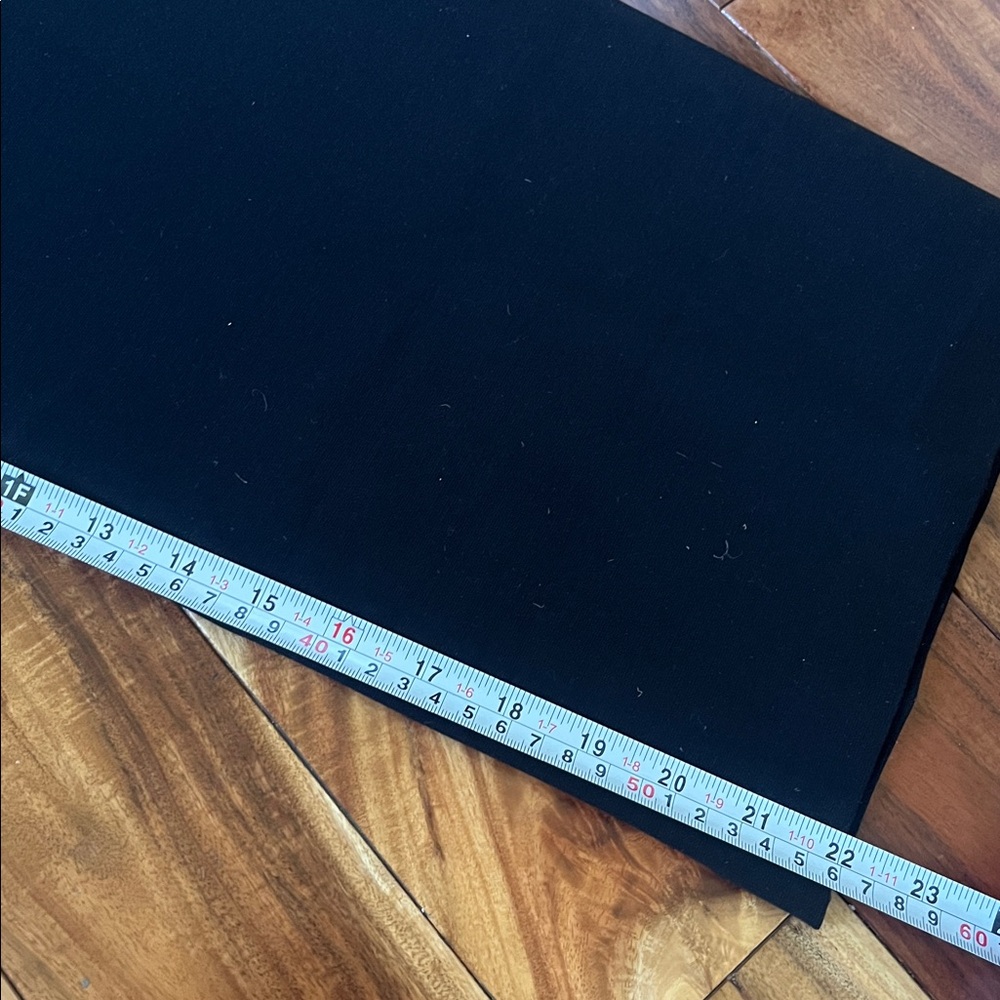 Chico’s black Ponte Wide Leg crop - 22in - size 1 - NWT! - Picture 7 of 9